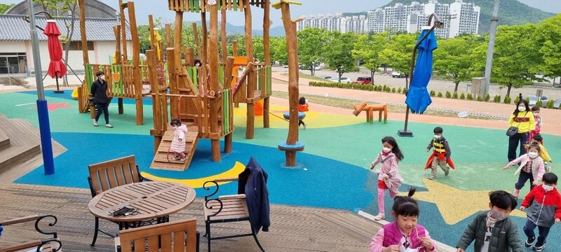 광주 곤지암도자공원 새단장…친환경놀이터·야외전시관 설치