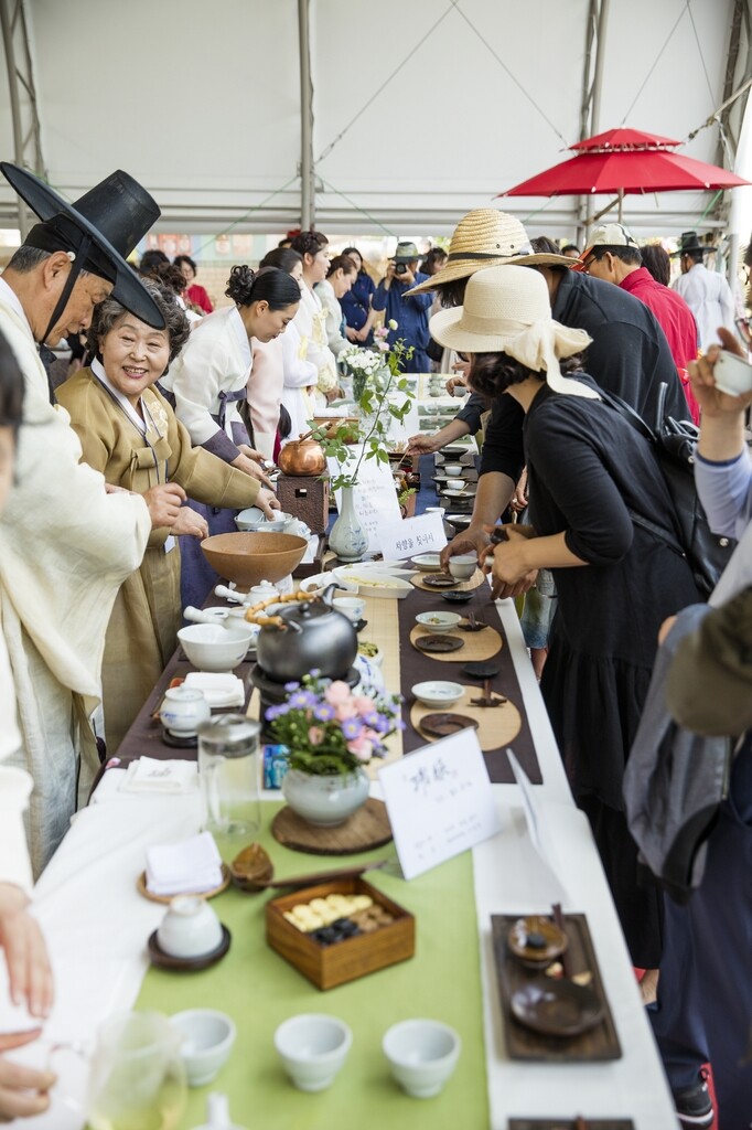 '천년 왕의 차와 만남' 하동야생차문화축제 15일 개막