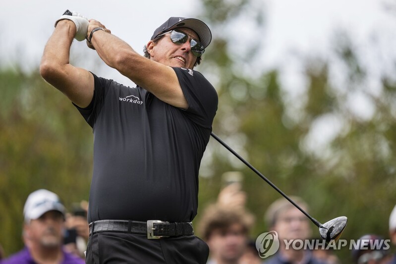 미컬슨, 올해 US오픈 골프 대회에 초청 선수로 출전