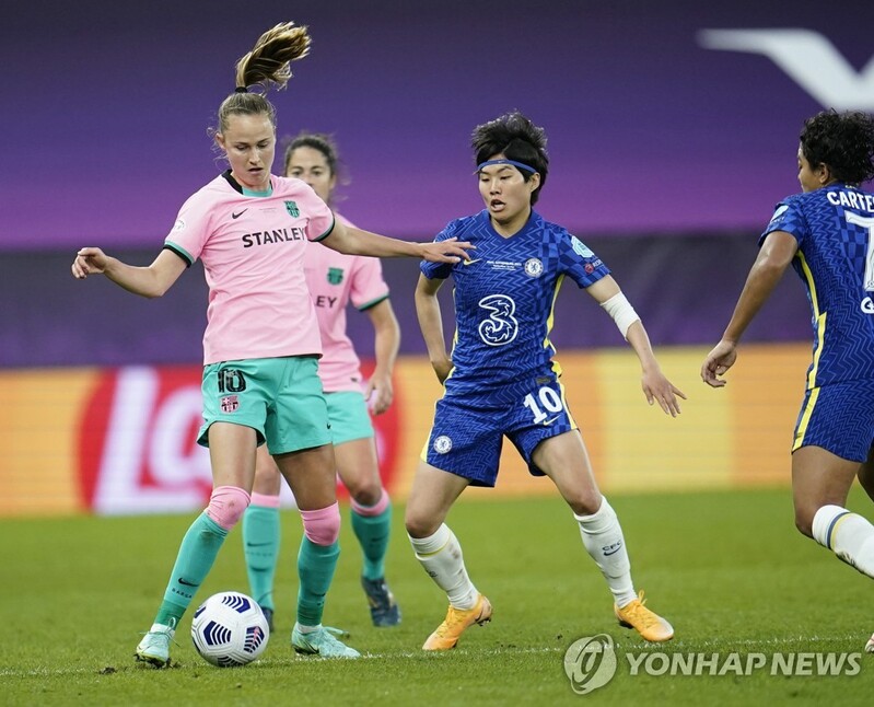 지소연의 첼시, UWCL 우승 좌절…결승서 바르셀로나에 0-4 완패