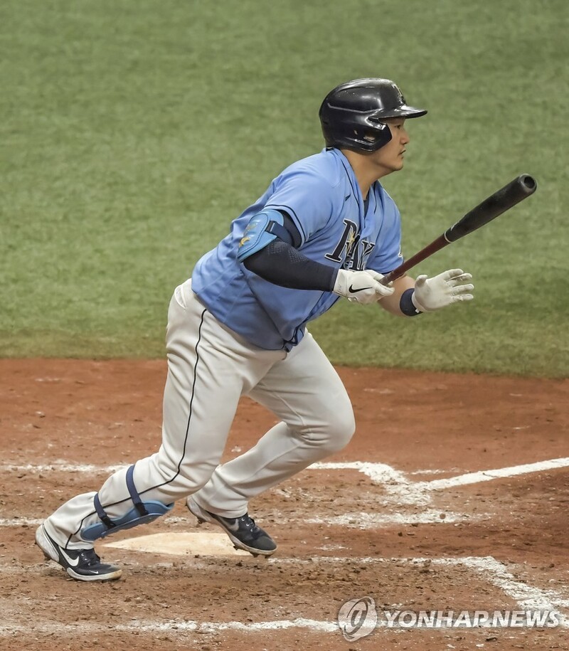 최지만, 시즌 1호 홈런 폭발…'생일 자축포'(종합2보)
