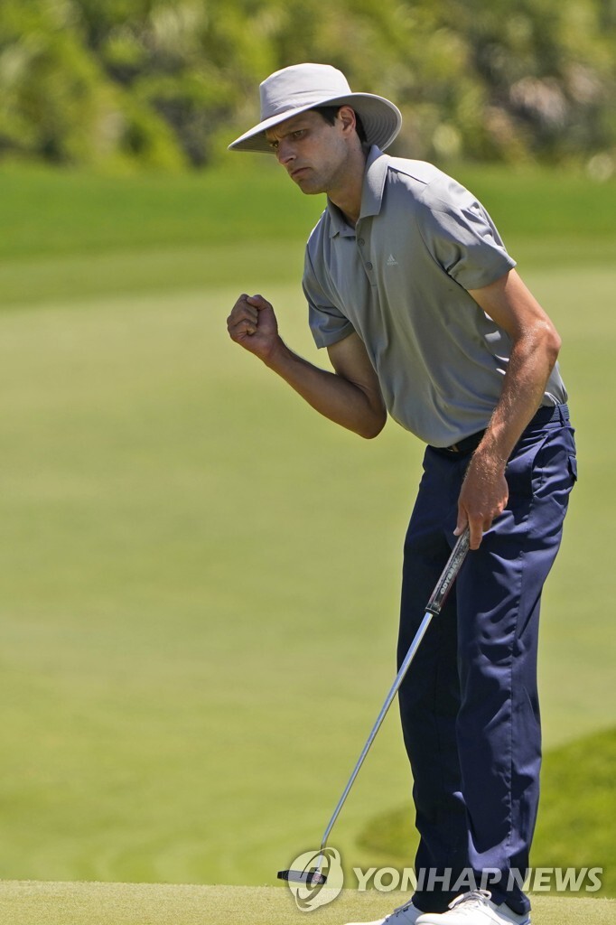 세계 1·2위보다 잘하네! 메이저 컷 넘은 티칭프로들