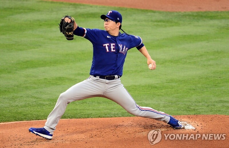 양현종, MLB 데뷔 후 최악투…3⅓이닝 7실점 조기 강판