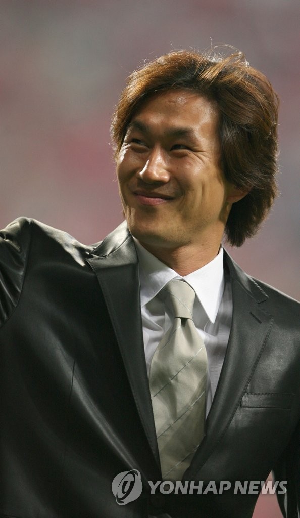 '한일 월드컵 영웅' 유상철 전 감독, 암 투병 끝에 숨져(종합)