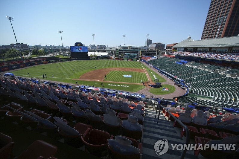 토론토, 세일런 필드 '임시 홈' 사용 기간 7월 22일까지로 늘려