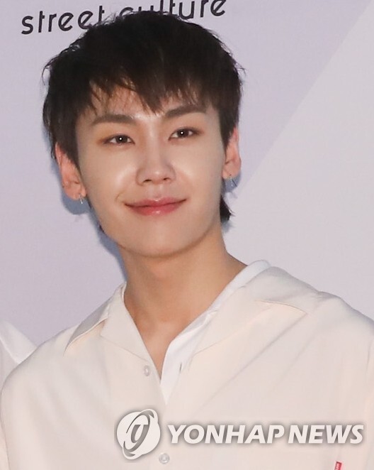 Ex-BTOB member Jung Il-hoon sentenced to prison for marijuana use