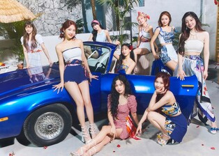 K-pop girl group TWICE to deliver passion in new mini-album 'Taste of Love'