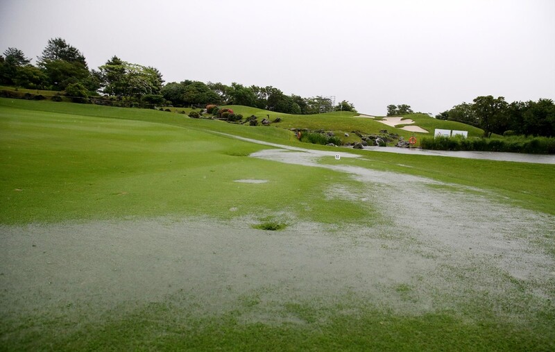 KPGA 대회, 7년 만에 월요일 경기 치르나…SKT오픈 진행 차질