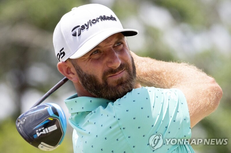 세계랭킹 1위 존슨, US오픈 앞둔 대회서 연이틀 선두권 경쟁