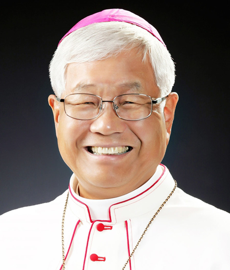 한국인 첫 교황청 장관 유흥식 대주교 오늘 기자회견