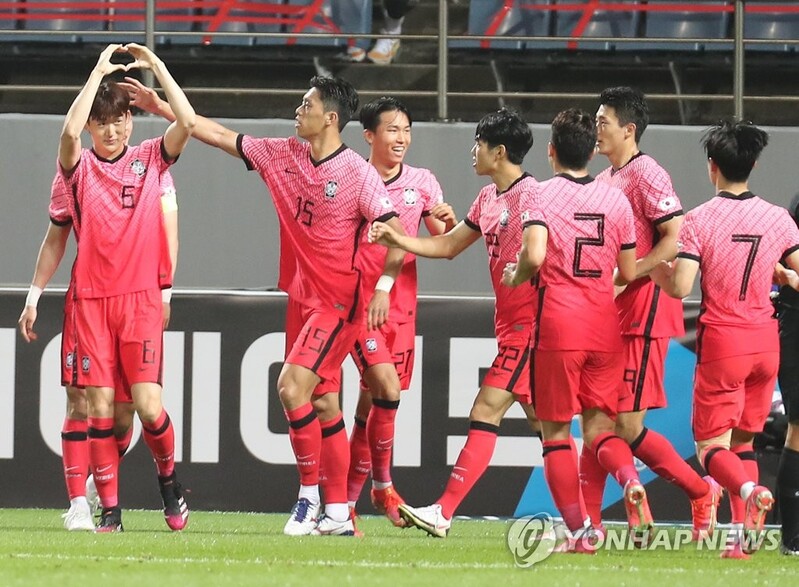 10-man S. Korea beat Ghana in Olympic football tuneup
