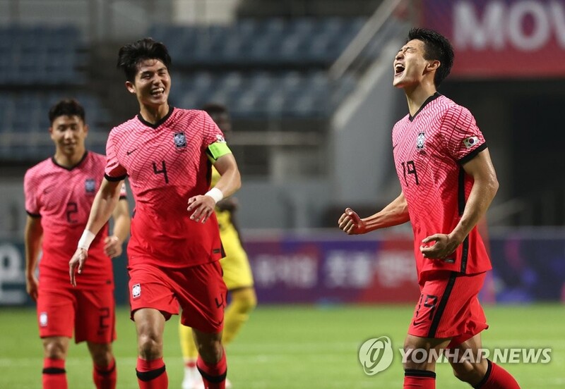S. Korean players respond to challenges in Olympic football tuneup