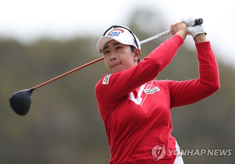 김아림, LPGA 투어 2승 도전…선두와 3타 차 공동 4위(종합)