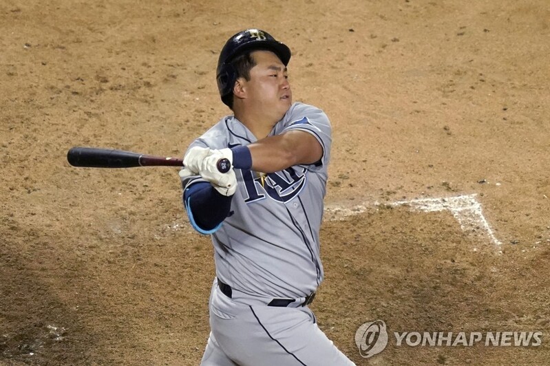 최지만, 대타로 등장해 우전 안타…타율 0.306