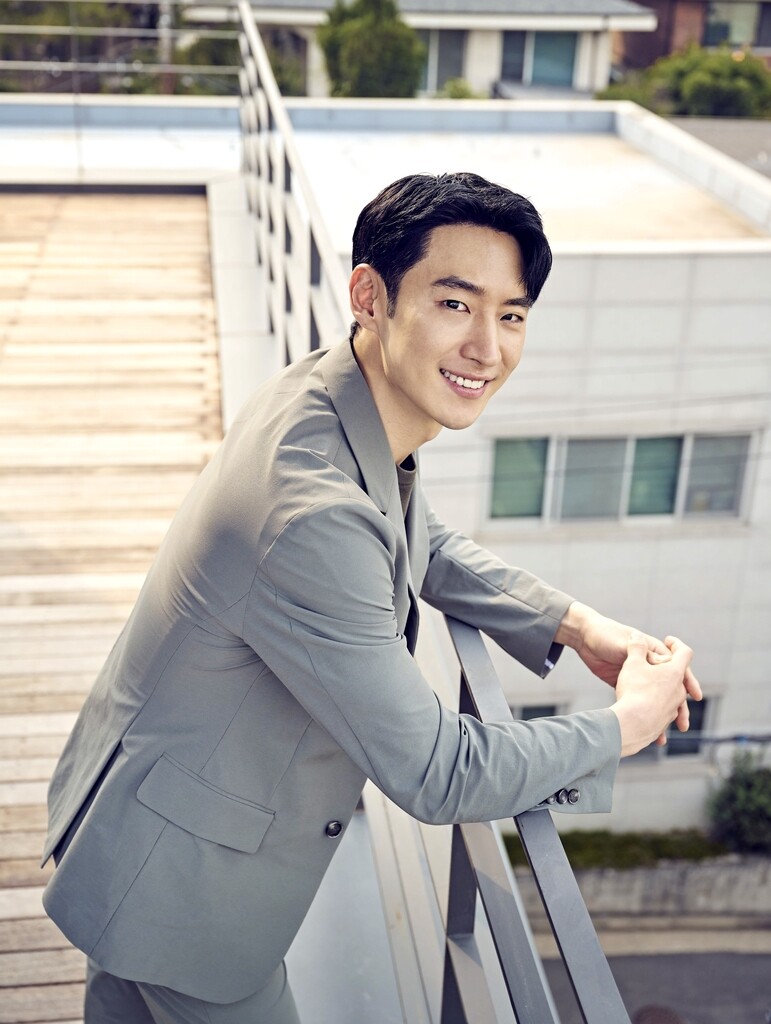 [게시판] 기업은행, 새 광고모델로 배우 이제훈 발탁