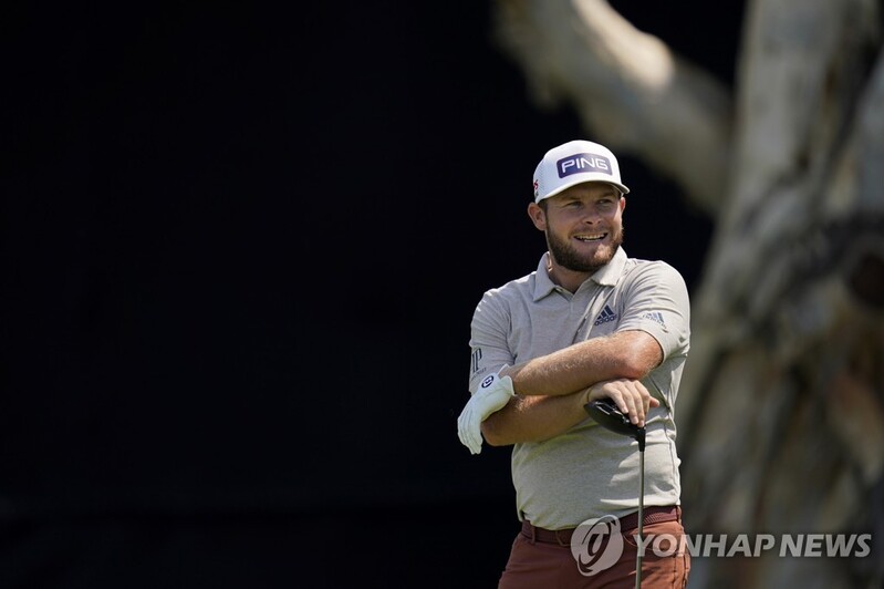 도쿄행 거부한 정상 골퍼들…"코로나19·가족·투어 때문에"