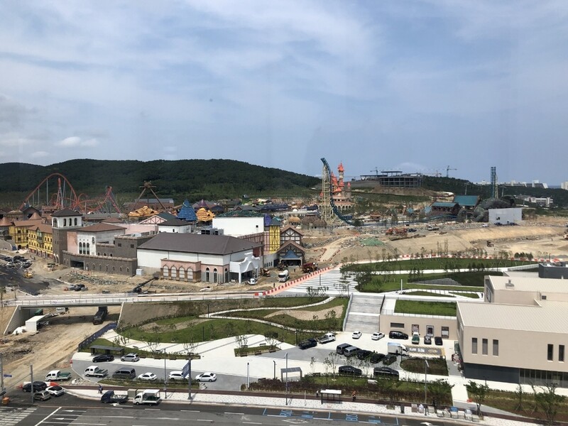 "관광 없는 관광단지 될라" 부산 오시리아 쇼핑단지 전락 우려