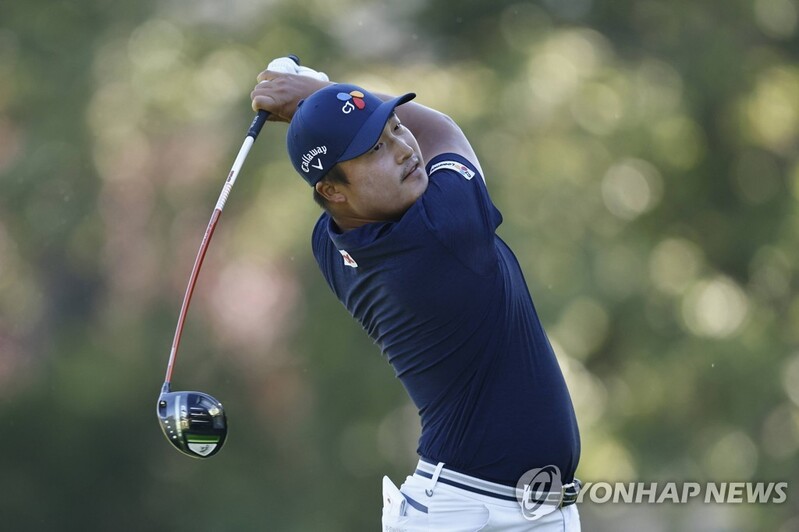 '이글 2개' 이경훈, 트래블러스 챔피언십 2R 2타 차 공동 4위