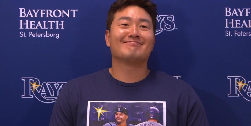 '4안타 맹타' 최지만 "너무 뛰어서 경기 중 배고팠다"