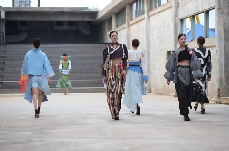 '2021 전주한지패션대전' 폐막…패션쇼 영상 28일 유튜브 공개