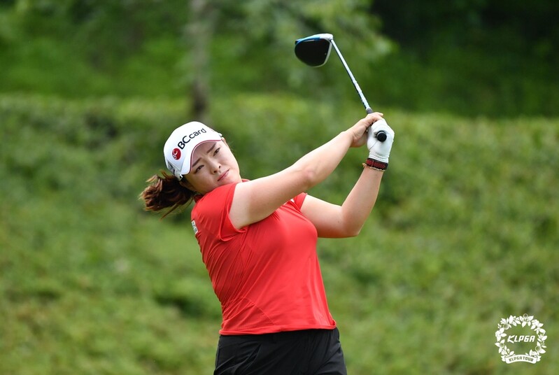 발목 통증에도 코스레코드  장하나 "기권 안 하길 잘 했네요"