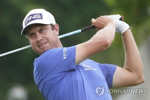 잉글리시, 8차 연장 끝에 PGA투어 트래블러스 챔피언십 우승