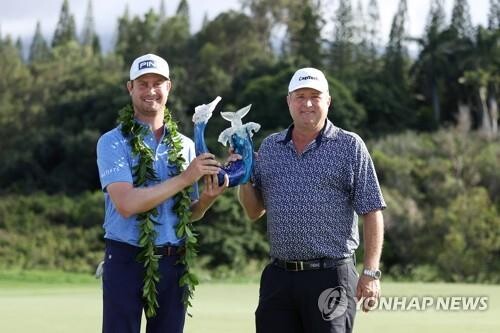 10년 교도소 복역 '개과천선' 캐디, 올해 PGA투어 2승