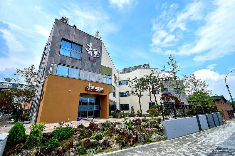 제천시 4번째 게스트하우스 '휴가' 개관…11실 규모