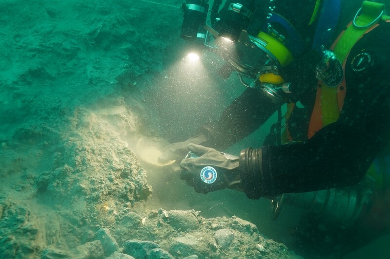 Underwater Excavation in the Myeongnyang Strait to be Resumed