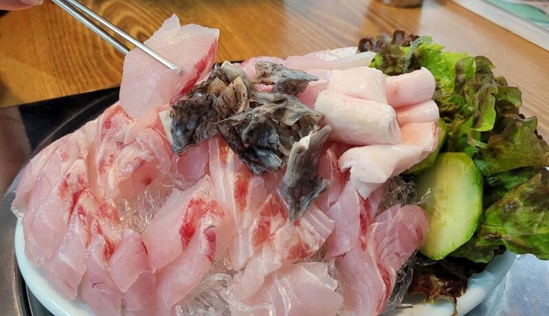 [알쏭달쏭 바다세상Ⅲ](22) 여름철 원기 회복…일품 보양식 민어