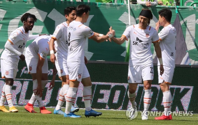 One player for K League club Jeju United tests positive for COVID-19