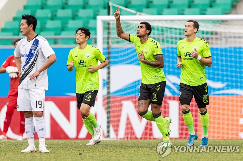 Jeonbuk finish group play undefeated, Pohang advance to knockouts at AFC Champions League