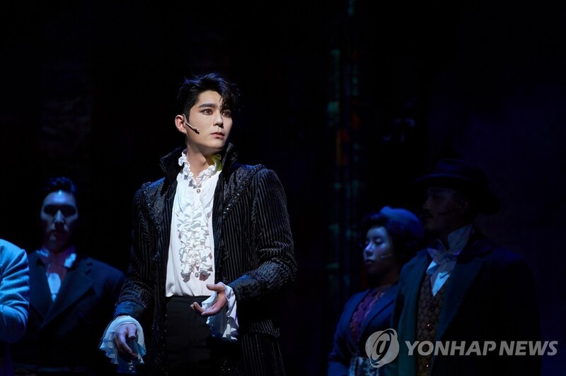 Performing arts, film industries on edge as toughest social distancing takes effect