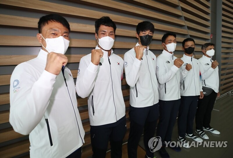 Sailors become 1st S. Korean athletes to arrive in Tokyo for Olympics