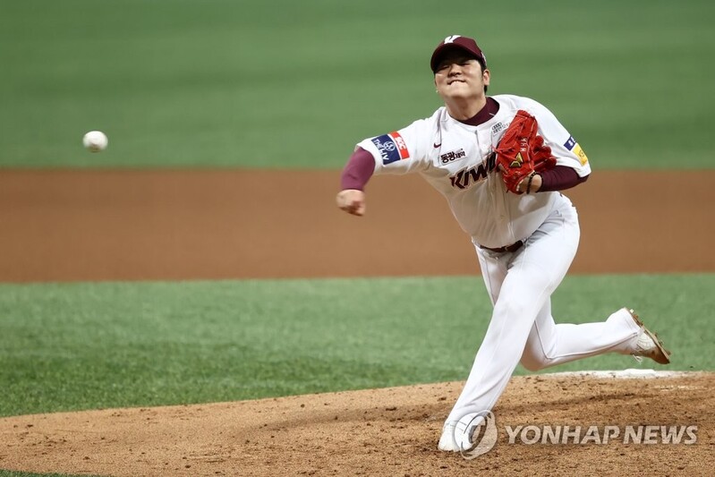 KBO pitcher withdraws from Olympic baseball team after misconduct, replaced by ex-big leaguer