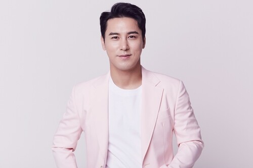 가요계 코로나 여파 이어져…장민호·비투비 이민혁 확진(종합)