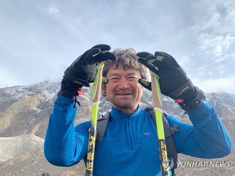 히말라야 완등 김홍빈 대장, 하산 도중 조난…"추락 뒤 실종"(종합2보)