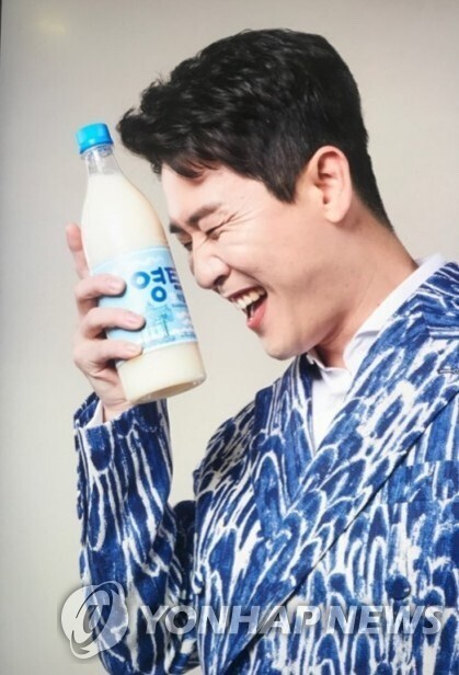 영탁 측 "막걸리 광고 모델료 150억원 요구한 적 없어"(종합)