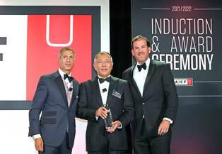 Hyundai's Chung Mong-koo joins Automotive Hall of Fame