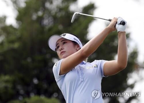 '핫 식스' 이정은, LPGA 에비앙챔피언십 2R 단독 선두(종합)