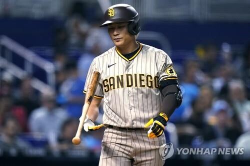 '유격수 선발 출장' 김하성, 3타수 무안타…타율 0.209↓