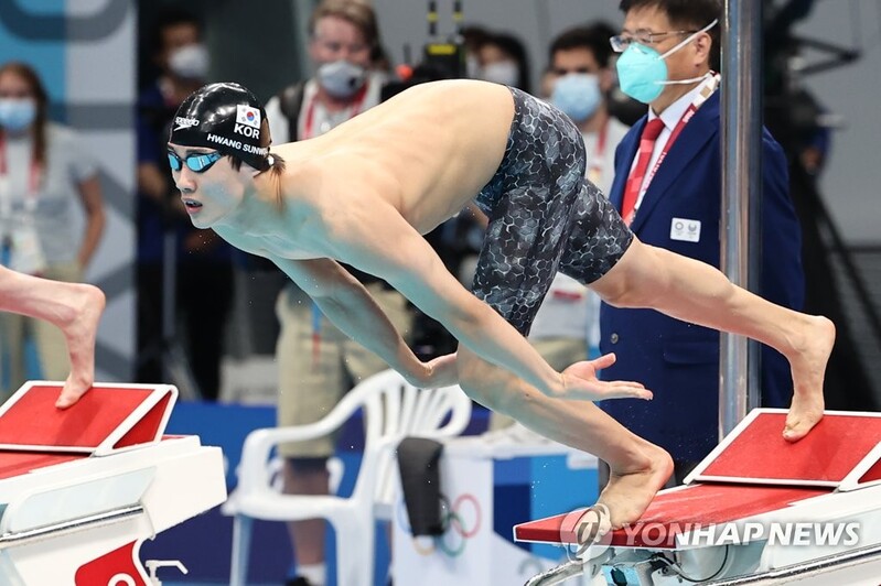 (Olympics) Swimmer Hwang Sun-woo reaches 200m freestyle final, 1st S. Korean in 9 years