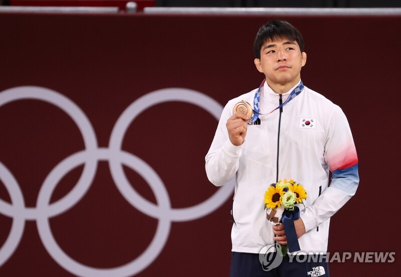 (Olympics) Japan-born judoka has 'no regrets' about decision to represent S. Korea