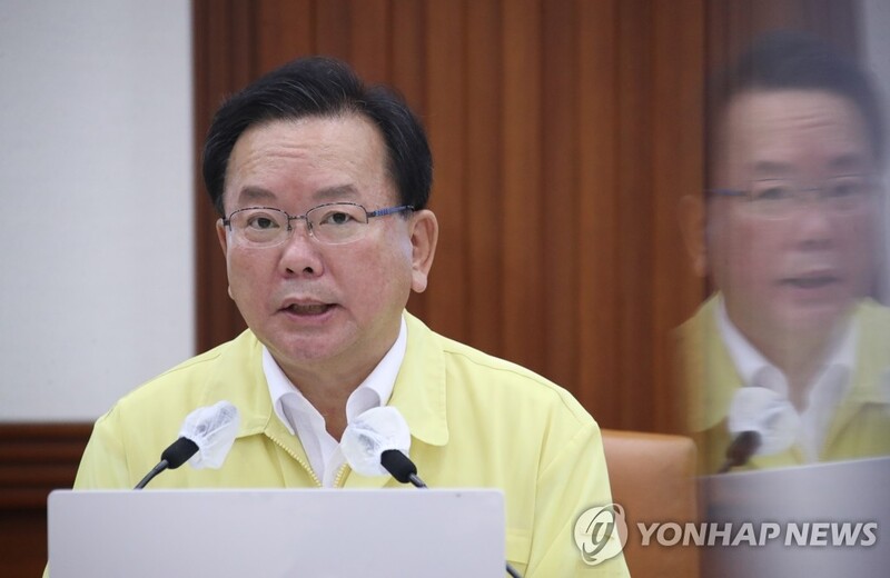 Gov't to announce revised vaccination plan soon amid Moderna production issue: PM