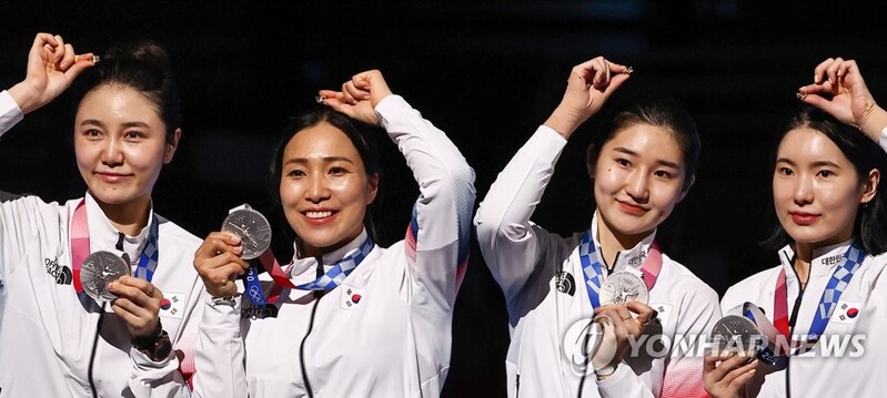 (Olympics) Fencing and taekwondo deliver 3 medals, as no archery means no gold