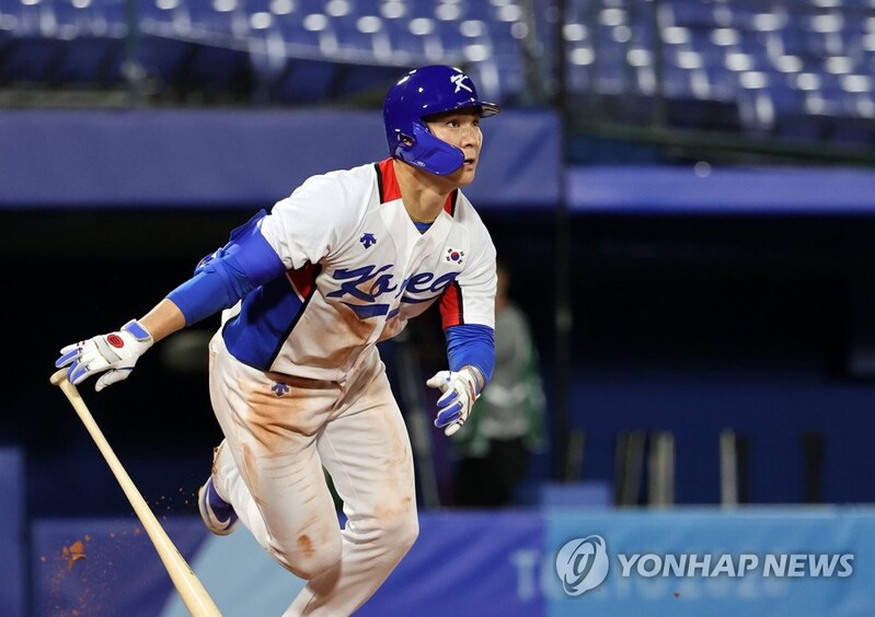 (Olympics) Much-maligned baseball player delivers clutch hits in opening win