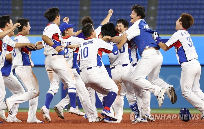 (Olympics) Manager, captain hail teen starter in riveting baseball victory