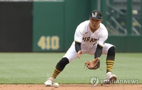 '피츠버그 유격수' 박효준, 첫 선발 출장해 첫 2루타 '쾅'