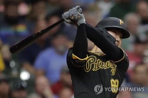 '1번타자 중견수' 선발 출장 박효준, 3타점 2루타 '쾅'(종합)