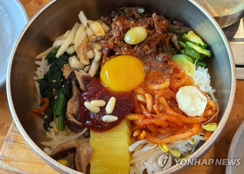 외국인 관광객이 전주 찾는 이유는…'맛있는 음식과 전통문화'